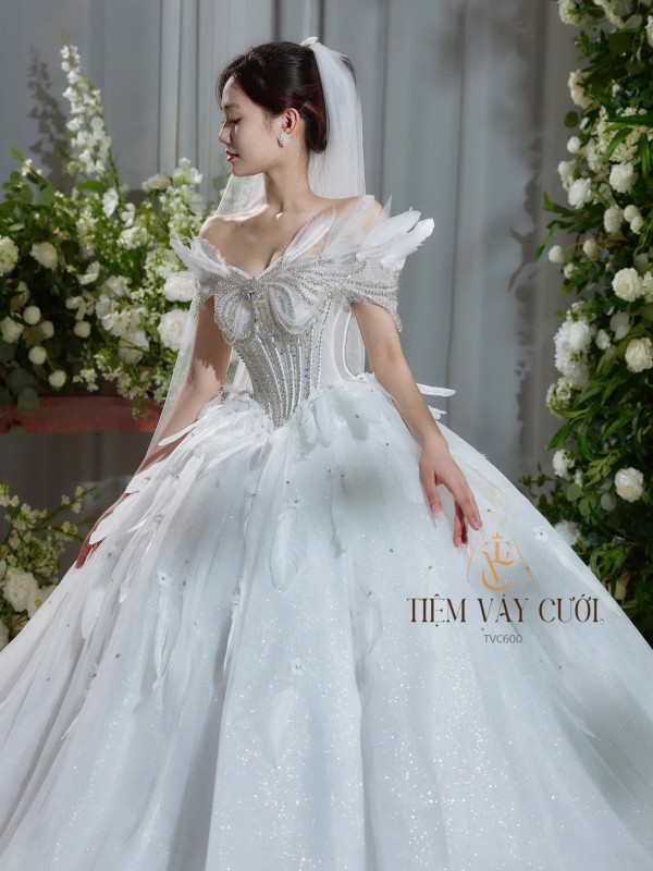 TVC600 Đầm Cưới Cô Dâu, Váy Cưới Tiệc Làm Lễ, Kim Sa, Cúp Ngực, Tùng Bồng