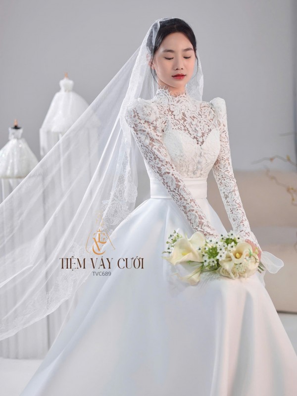 TVC689 Váy Cưới Đi Bàn, Đầm Cưới Đi Bàn, Tay Dài, Phối Ren, Dáng Xuông