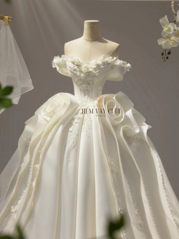 TVC829 Váy Cưới Làm Lễ, Đầm Cưới Cao Cấp, Cúp Ngực, Họa Tiết, Tặng Tùng + Voan + Mút Ngực