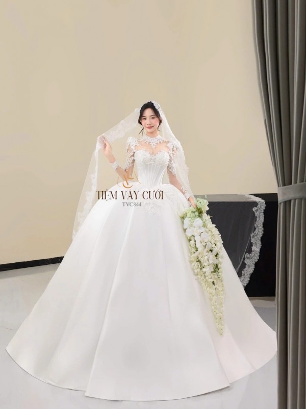 TVC844 Váy Cưới Làm Lễ, Đầm Cưới Dáng Xoè Bồng Bềnh, Dài Tay, Cúp Ngực, Đính Đá